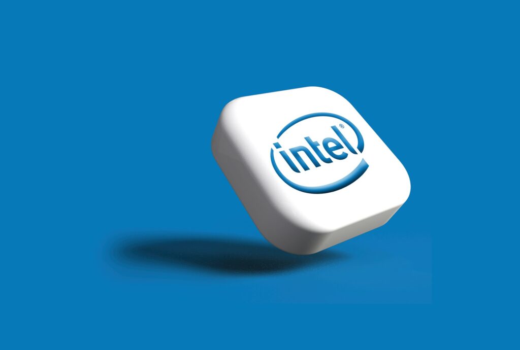 Intel earnings Smash Expectations: GAAP EPS $0.90, Powerful Q4 Outlook as Demand Tops Supply