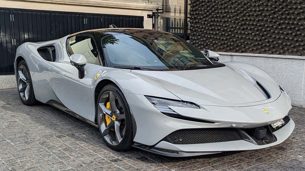 Ferrari Q3 Earnings Rise: Resilient Profit Amid Tariffs