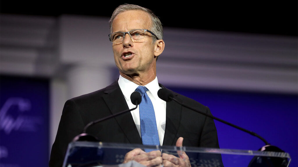 US Government Shutdown Ties Record Amid Critical Elections