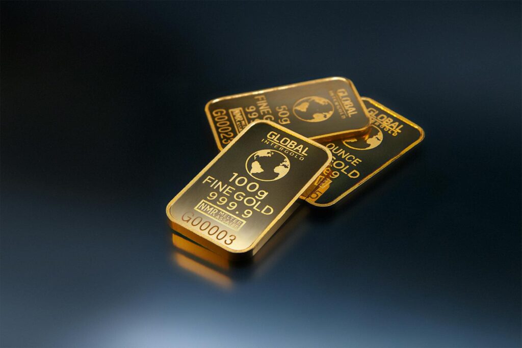 Gold futures dip 0.48% as $4,000 wobbles — crucial levels in focus